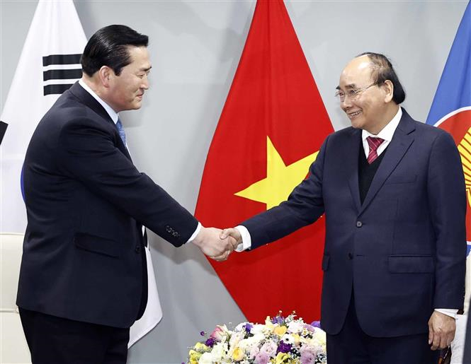 >Chủ tịch nước Nguyễn Xuân Phúc tiếp các tổ chức hữu nghị, hợp tác Hàn - Việt