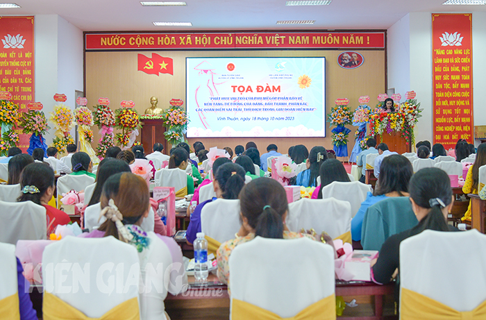 Vĩnh Thuận tọa đàm vai trò của Phụ nữ trong bảo vệ nền tư tưởng của Đảng 