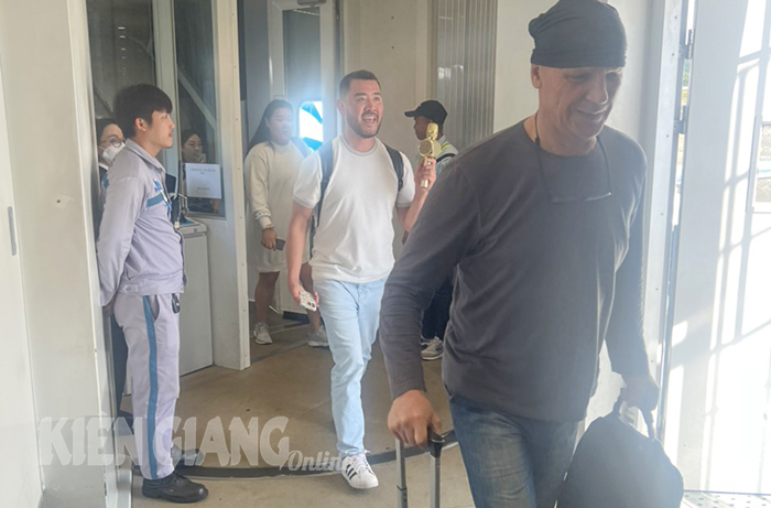 Kiên Giang đón 210 du khách Kazahkstan