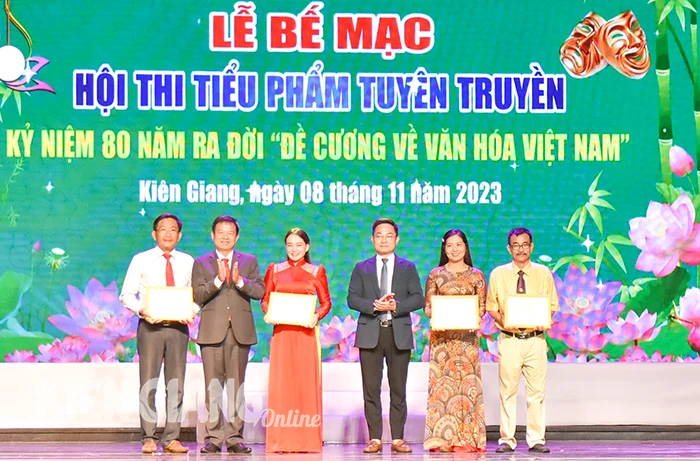 Bế mạc hội thi tiểu phẩm tuyên truyền kỷ niệm 80 năm ra đời “Đề cương về văn hóa Việt Nam”