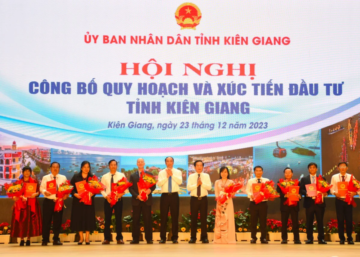 11 dự án nhận giấy đầu tư tại lễ công bố Quy hoạch tỉnh Kiên Giang