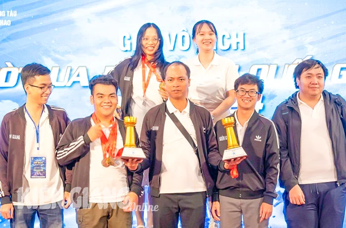 Kiên Giang xếp hạng ba toàn đoàn giải vô địch cờ vua đồng đội quốc gia 