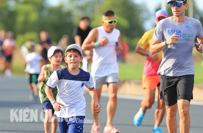 Tổ chức giải chạy Kiên Giang Wanderlust Marathon năm 2024 tại TP Rạch Giá